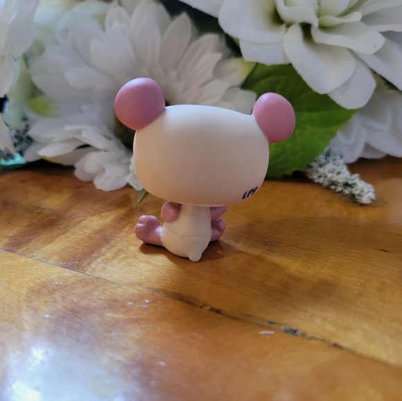 Littlest Pet Shop LPS #1328 Panda Bear Cream Pink Blue Eyes 2007 - Picture 4 of 11
